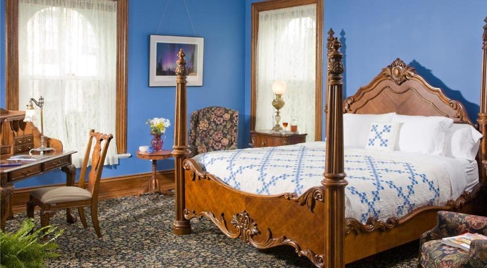 The Carriage House Inn B&B Lynchburg Room photo