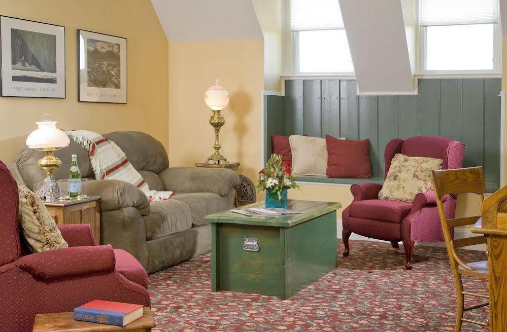 The Carriage House Inn B&B Lynchburg Exterior photo
